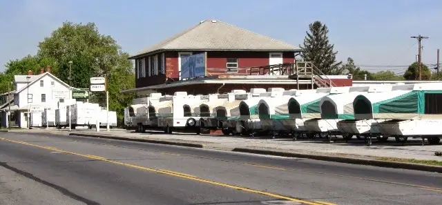 Etnoyer's RV World Inc, RV dealers in Highspire