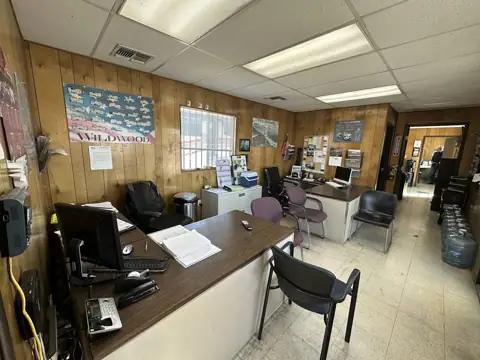 Bobby Wayne's RV Sales in Lancaster, CA