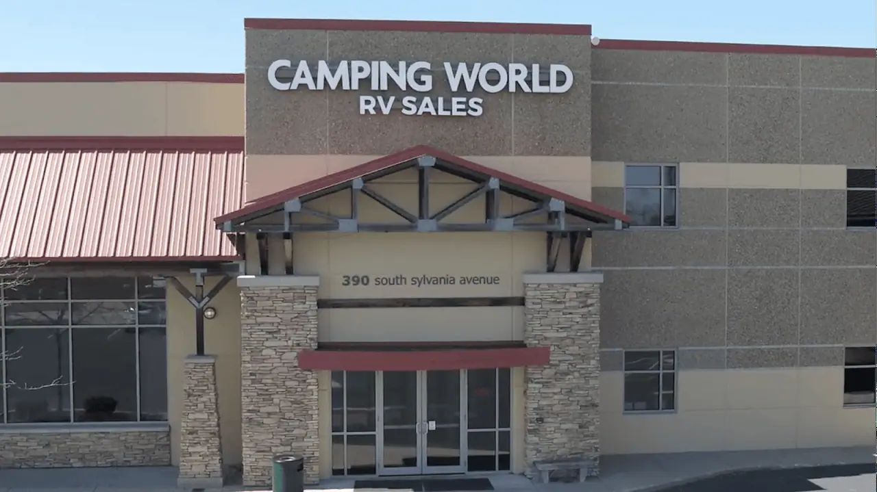 Camping World - Sturtevant, RV dealers in Sturtevant
