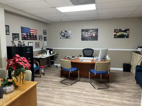 Select Auto and RV photo 3