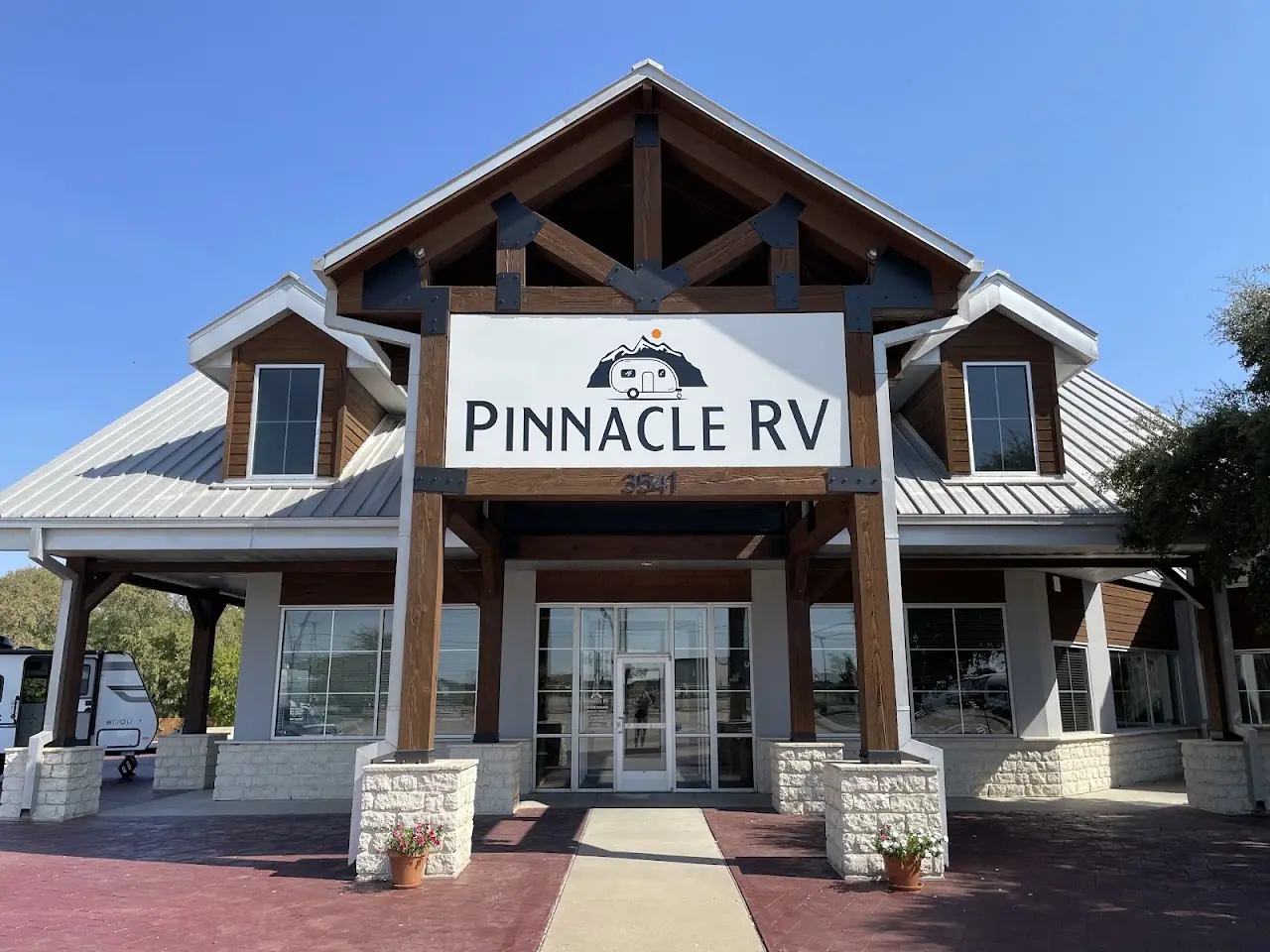 Pinnacle RV of Fort Worth, RV dealers in Hudson Oaks