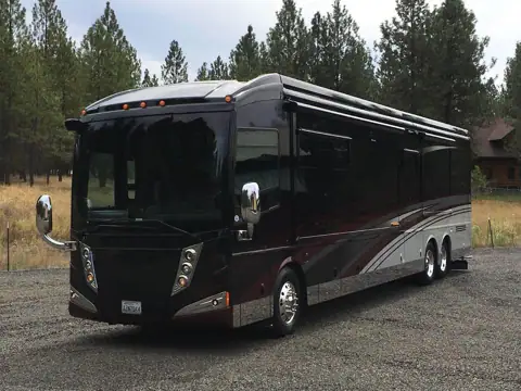 Winnebago / Country Coach Factory Service Center photo 2