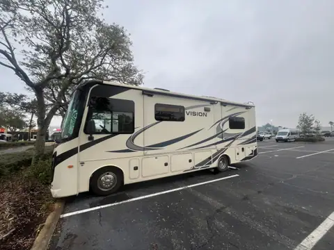 RV 99 in Seffner, FL