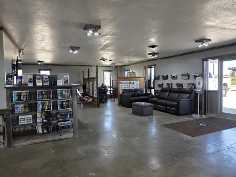 Zoomers RV of Iowa photo 3