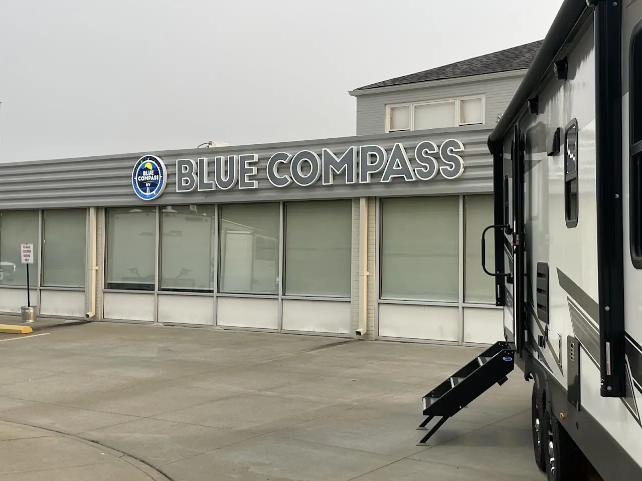 Blue Compass RV St Louis, RV dealers in Eureka