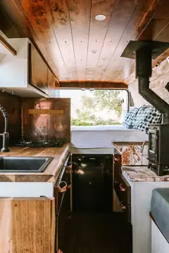 AdventureBumss Van conversions photo 2