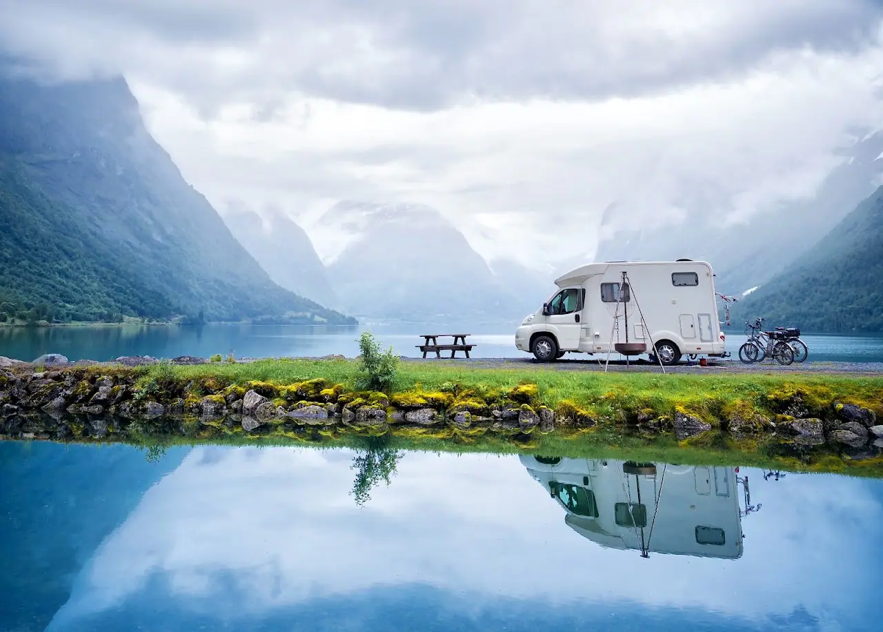 RVUniverse, RV dealers in Lincoln