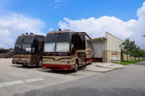 Excalibur Coach in Sanford, FL