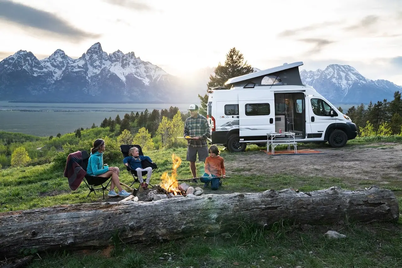 Blacksford - Yellowstone/Bozeman RV Rentals, RV dealers in Belgrade