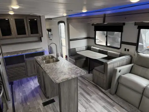 Glampers RV photo 3