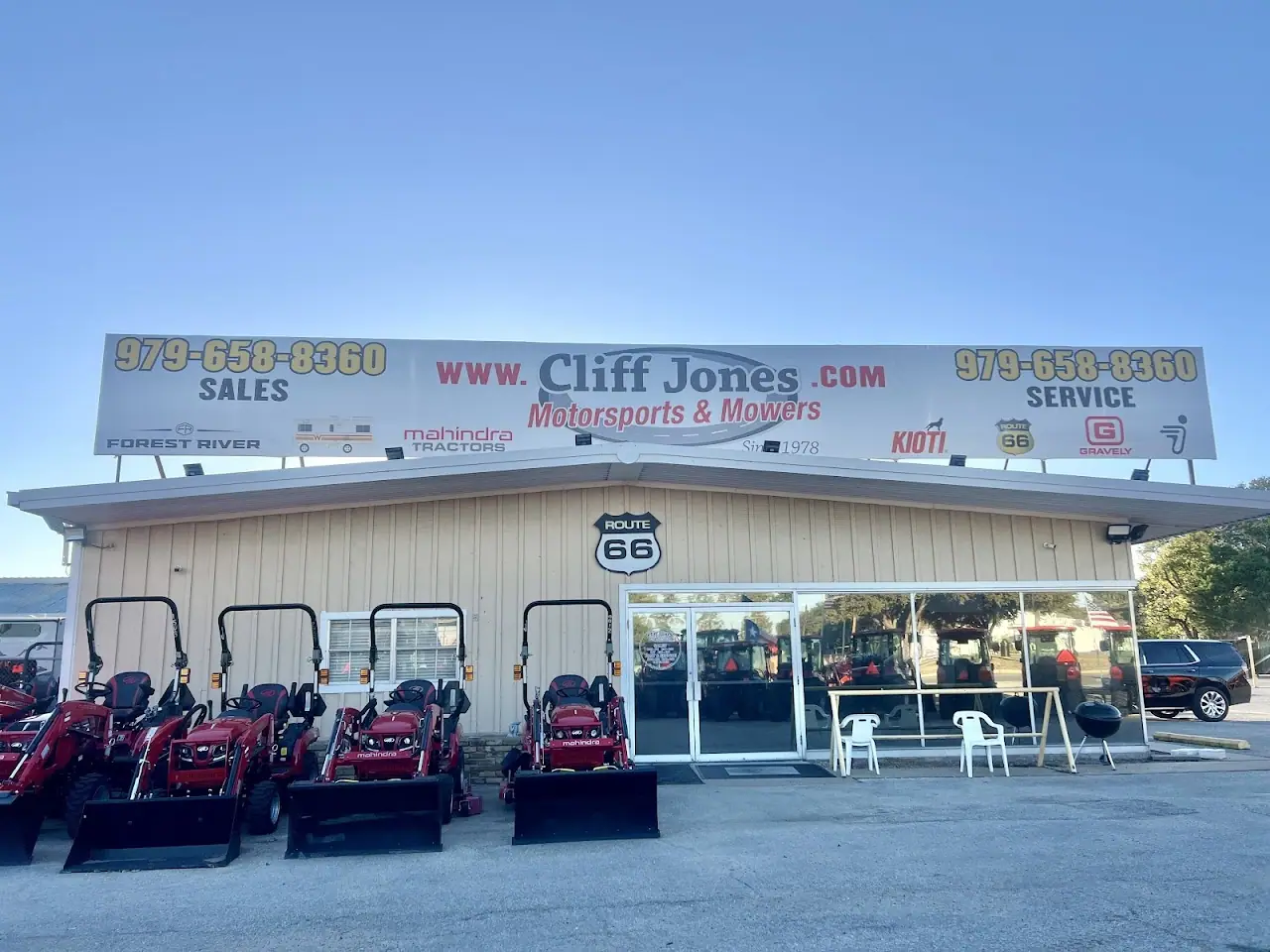 Cliff Jones RV, RV dealers in Sealy