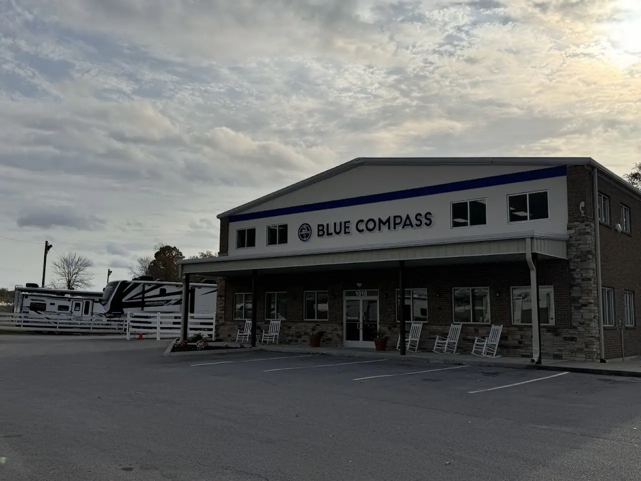 Blue Compass RV Nashville, RV dealers in Lebanon