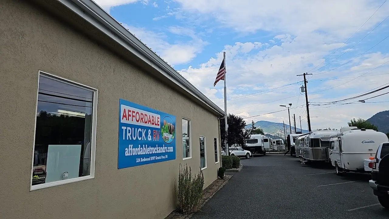 AFFORDABLE TRUCK AND RV, RV dealers in Grants Pass