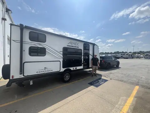 AC Nelsen RV World - Omaha photo 2
