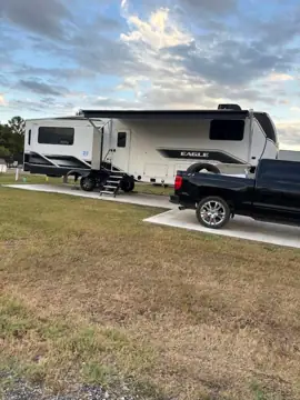 RV Station Victoria in Inez, TX