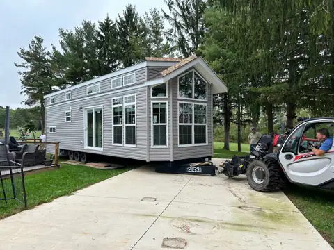 Highland Park Models and Tiny Homes LLC in Huntsburg, OH