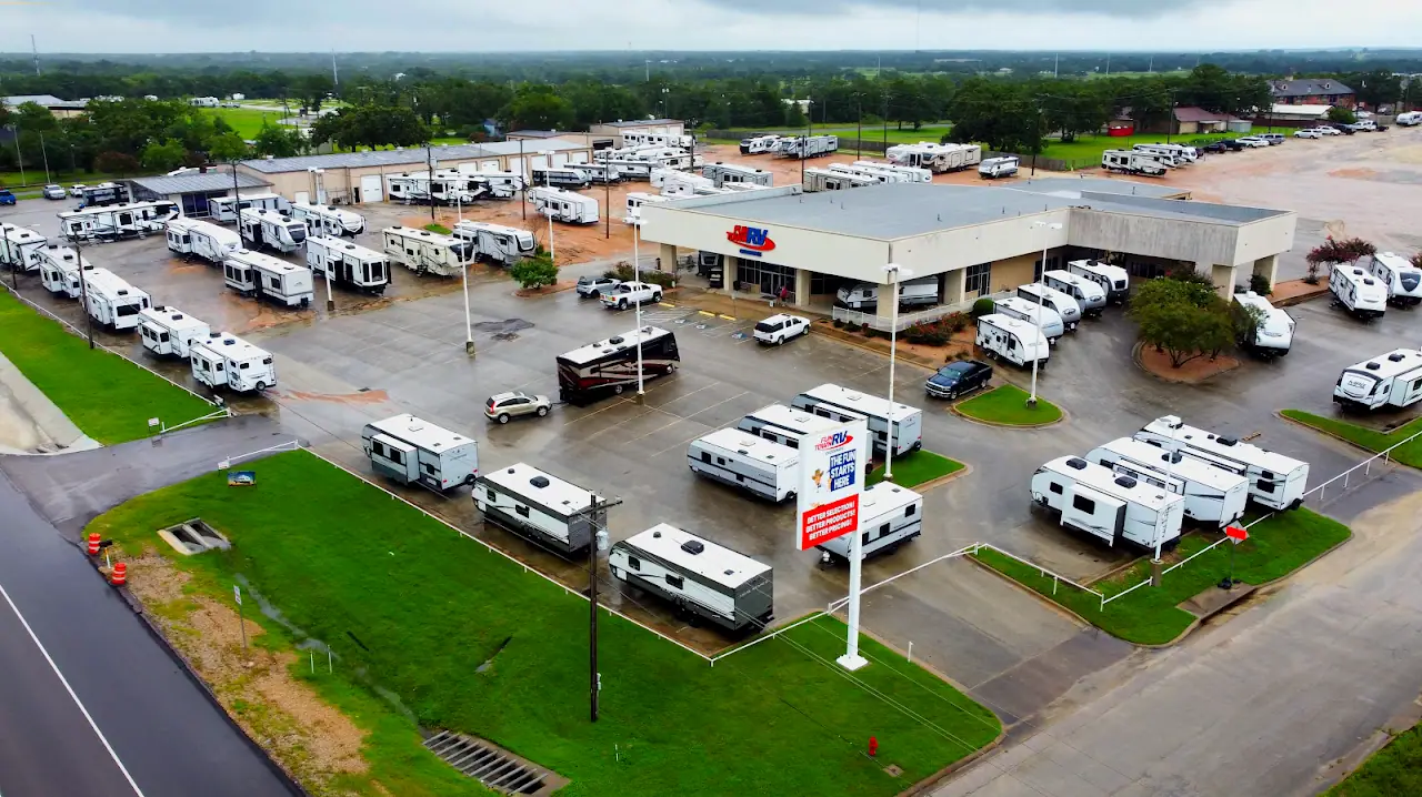 Fun Town RV Giddings, RV dealers in Giddings
