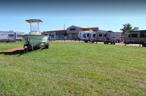 Factory Direct Marine & RV - Americus (Service and Repairs Location) photo 2