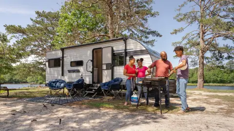 Camping World - West Fargo, RV dealers in West Fargo