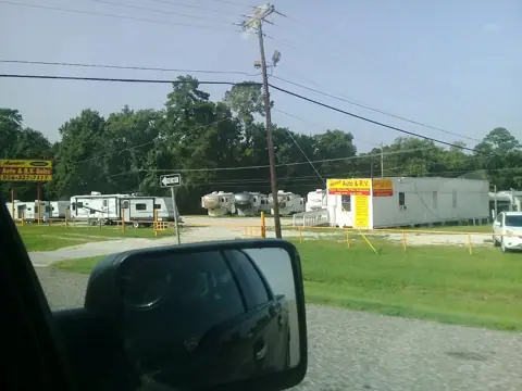 Aarmco Auto & RV Sales photo 3