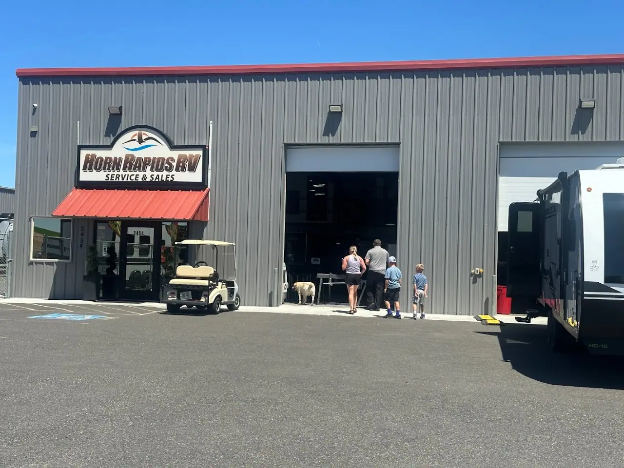 Horn Rapids RV Service & Sales, Inc., RV dealers in Richland