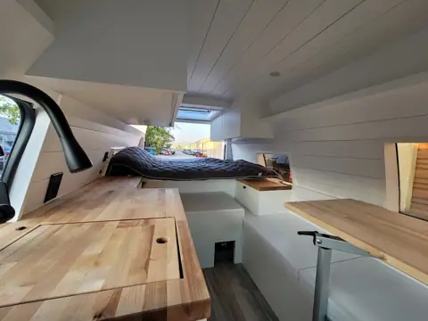 Discovery Camper Vans in Miami, FL
