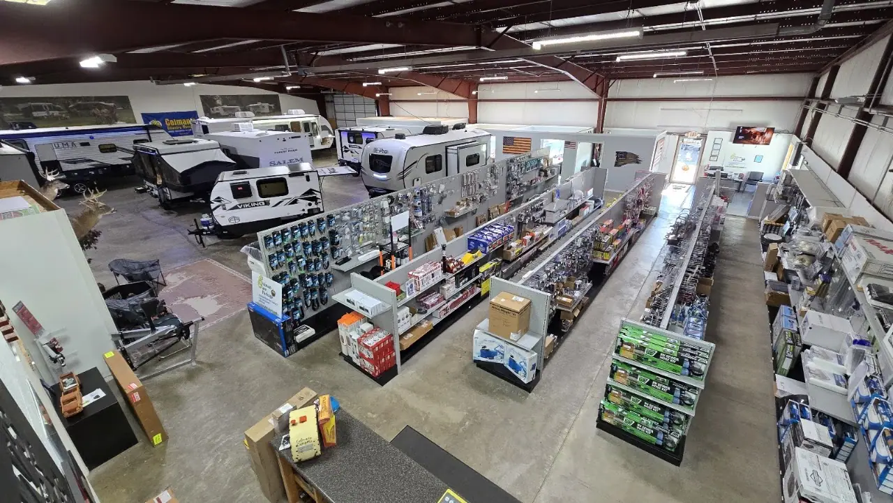 Colman's Country Campers, RV dealers in Hartford