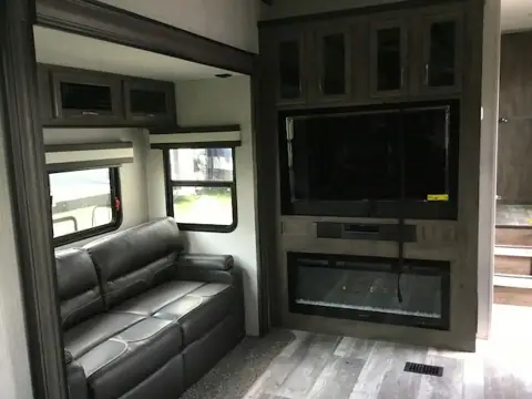 Jasper's RV photo 2