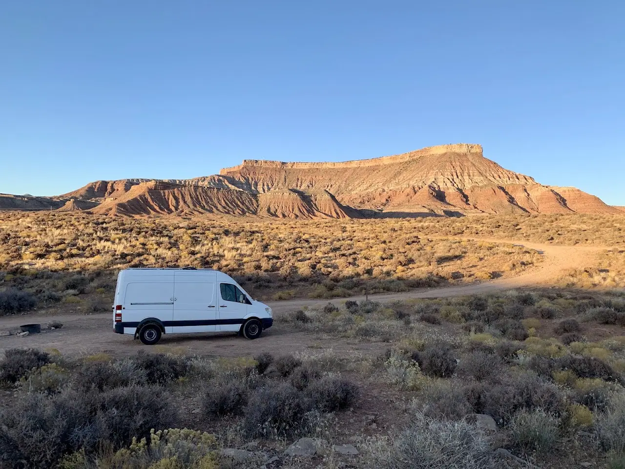 alpinvan, RV dealers in Carriere