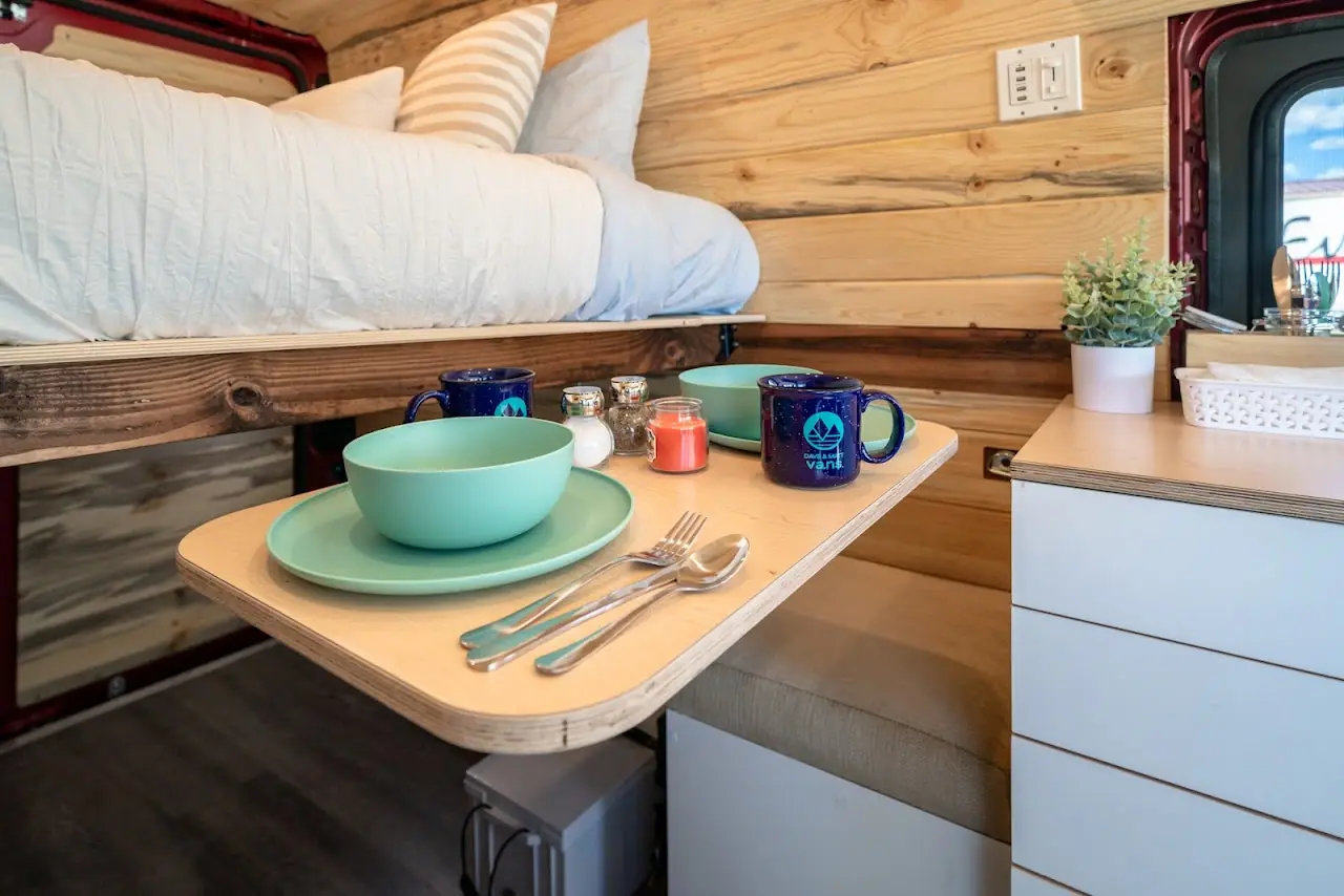 DM Vans, RV dealers in Rifle