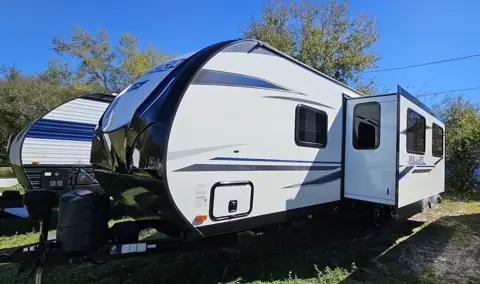 RV Rental Brokers LLC in Winter Haven, FL