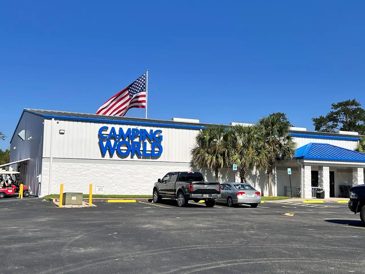 Camping World - Midway, RV dealers in Midway