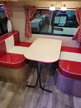 83RV Inc. in Long Grove, IL