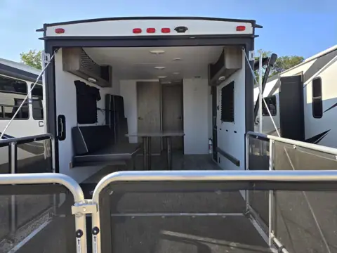 TX RV - SALES & SERVICE in Kennedale, TX