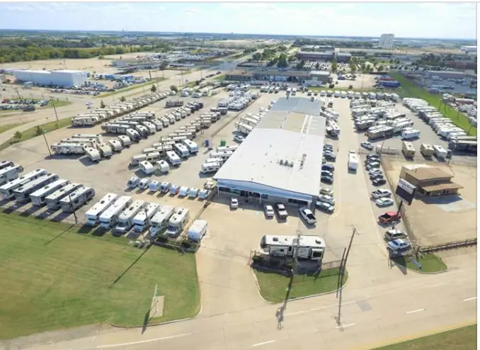 Holiday World of Dallas, RV dealers in Mesquite
