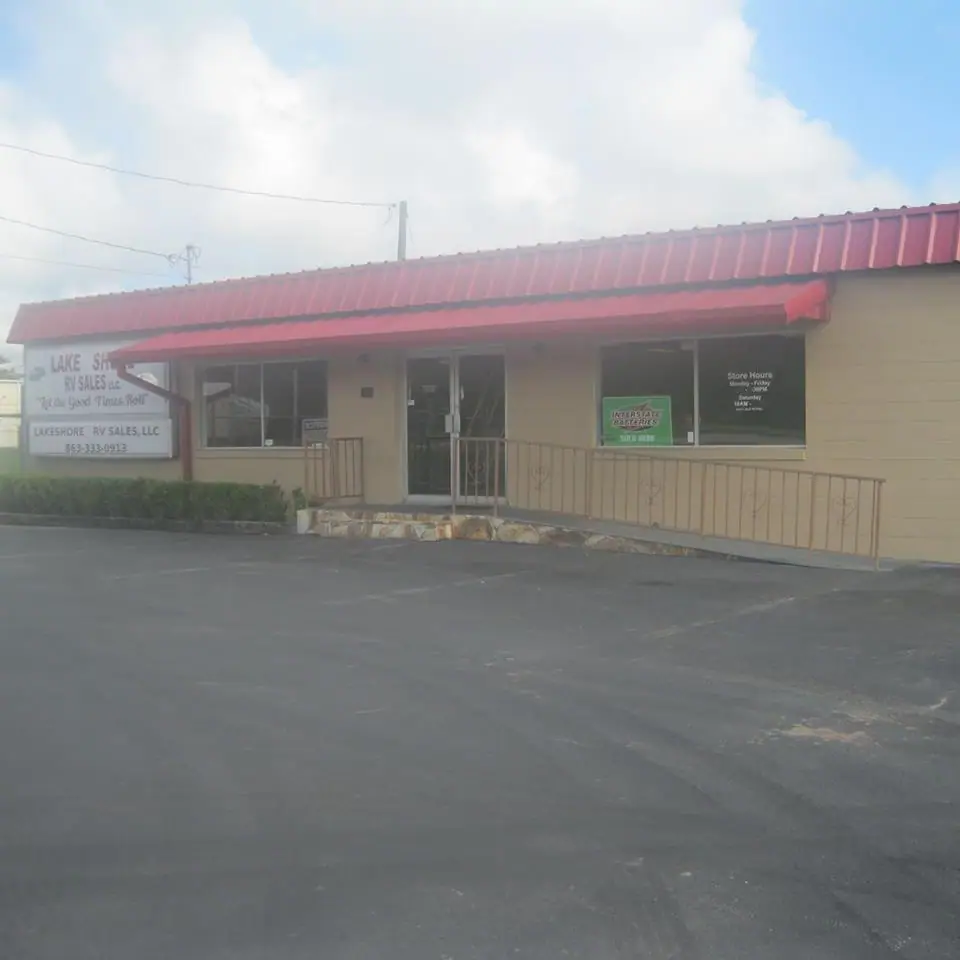 Lakeshore RV Sales LLC, RV dealers in Lakeland