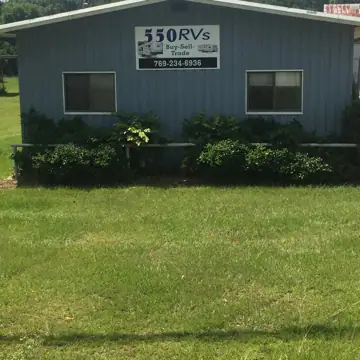550 RVs photo 2
