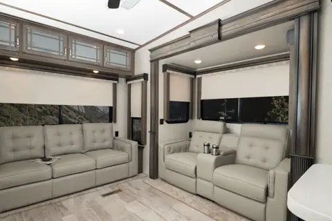 Rick's RV Sales in Ville Platte, LA