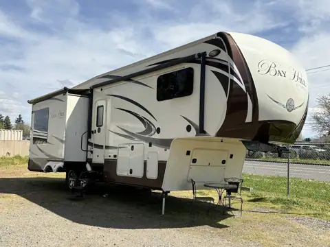 Unique Auto Sales And RV in Salem, OR