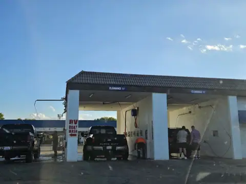 Red Mountain Car & RV Wash photo 3
