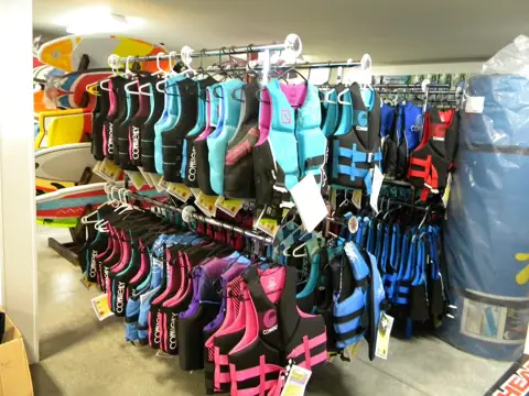 Young Harris Water Sports & RV Dealership & Wake Shop photo 3