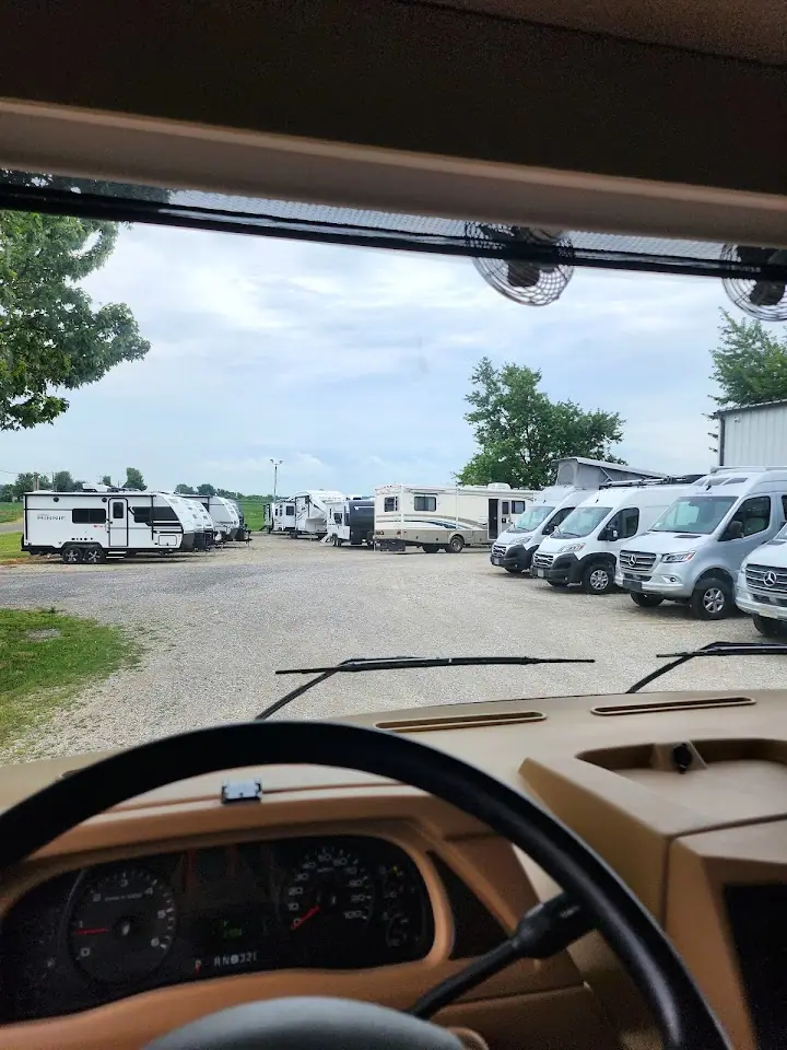 Shafer's Truck & RV Sales LLC, RV dealers in Delta