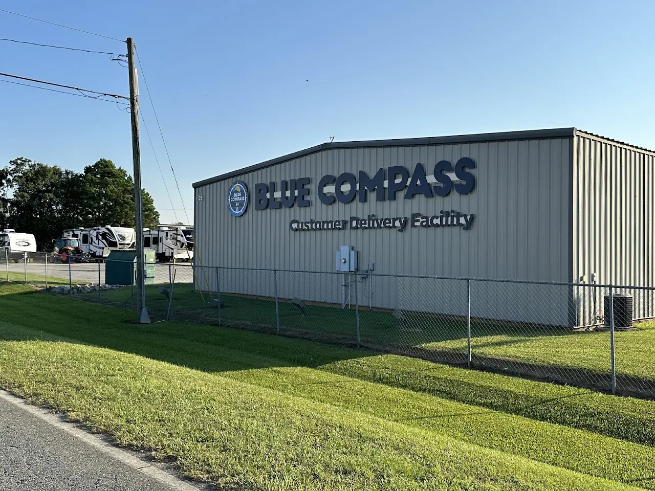 Blue Compass RV Byron–Macon, RV dealers in Byron