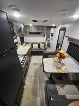 Texas RVs Buyers LLC in Houston, TX