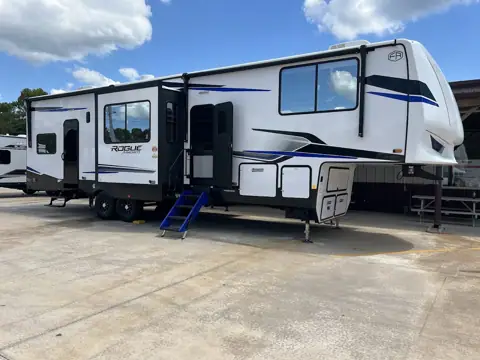 Garland RV Sales Tennessee photo 2