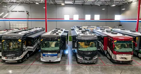 24/7 MotorCoach Luxury Sales photo 3