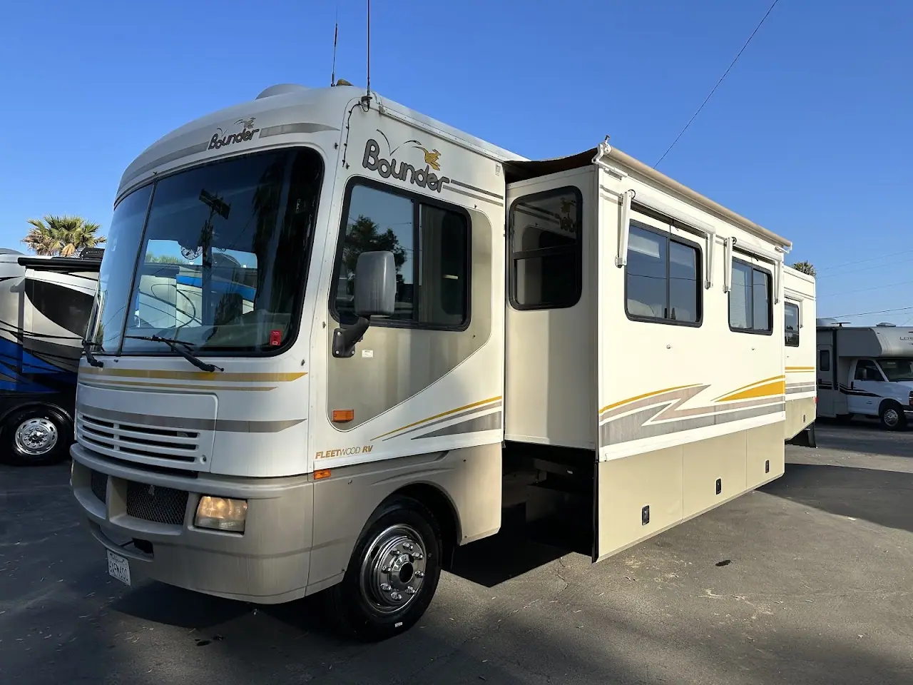California RV Sales LLC, RV dealers in San Diego