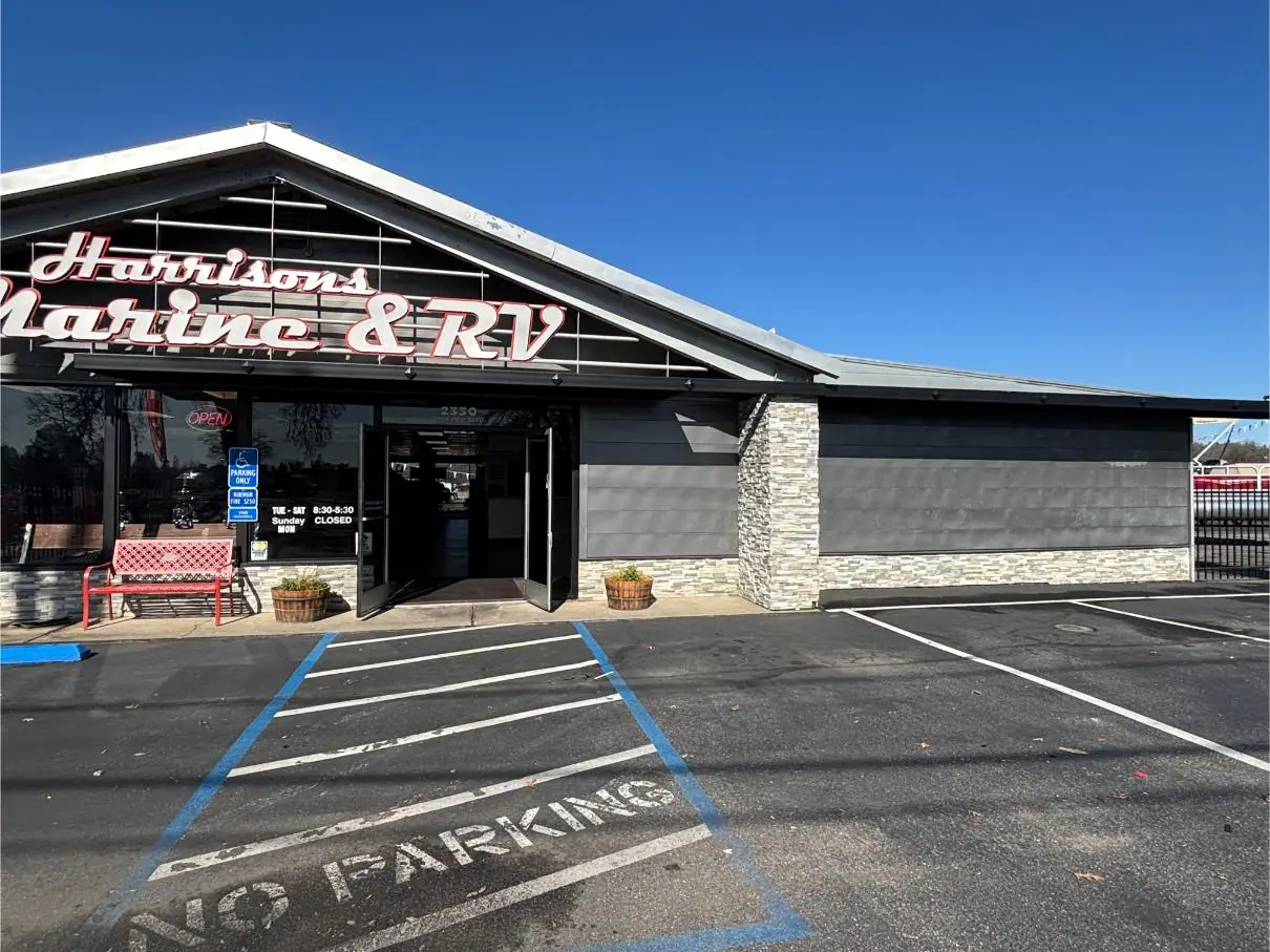 Harrison's Marine & RV, RV dealers in Redding