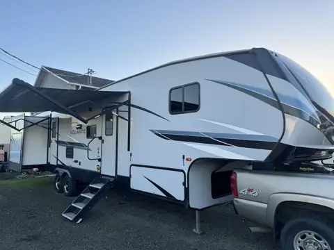 Northwest RVs LLC in Roseburg, OR