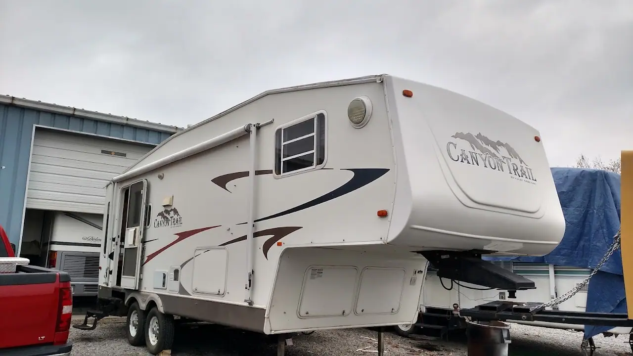 Lackey's RV Collision Repair, RV dealers in Hanceville